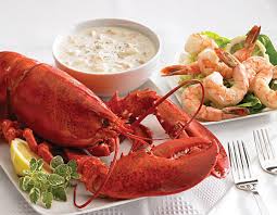 منوی جنجالی رستوران‌ها؛ تبلیغ خرچنگ و هشت‌پا به‌جای غذای حلال!